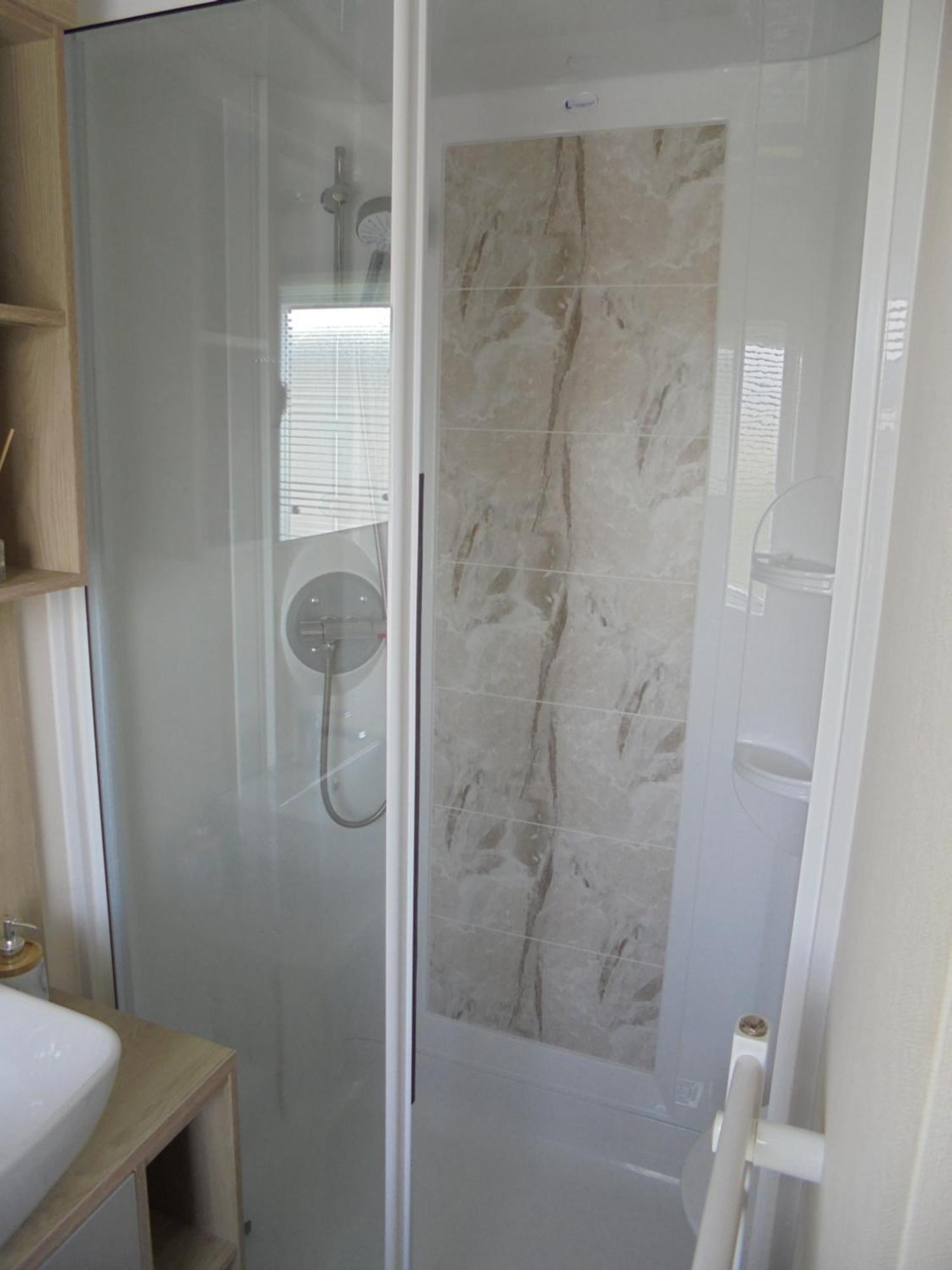 Holiday home Kingfisher Windermere 6 Berth, Enclosed Veranda, Close To Site Shop *