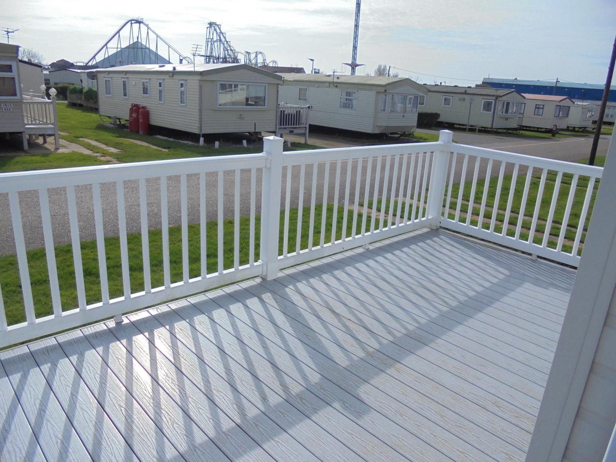 Kingfisher Windermere 6 Berth, Enclosed Veranda, Close To Site Shop Holiday home Ingoldmells